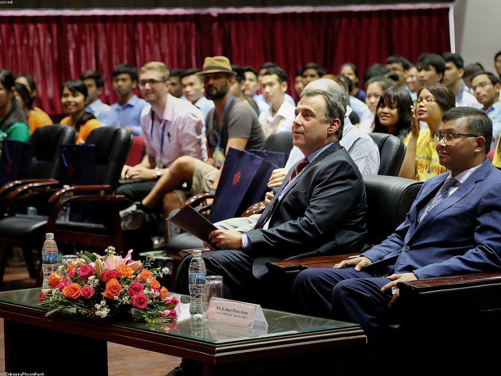 អត្ថបទចំណេះដឹងនៅកម្ពុជា