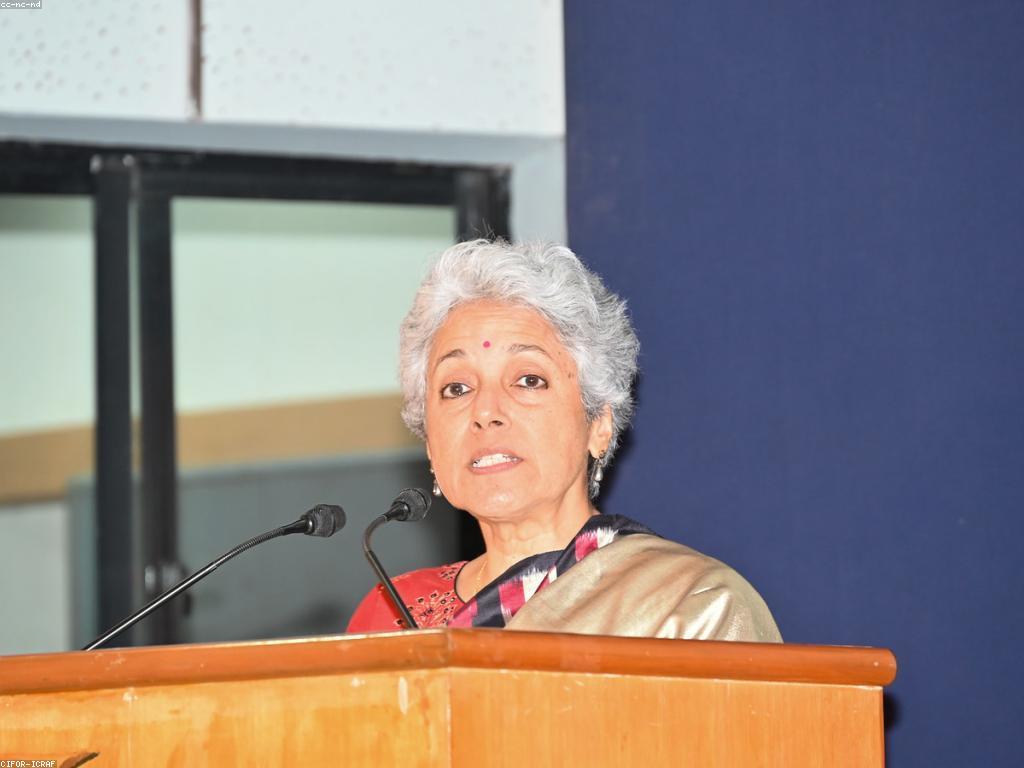 សារៈសំខាន់នៃការចែករំលែកចំណេះដឹងក្នុងការអប់រំ